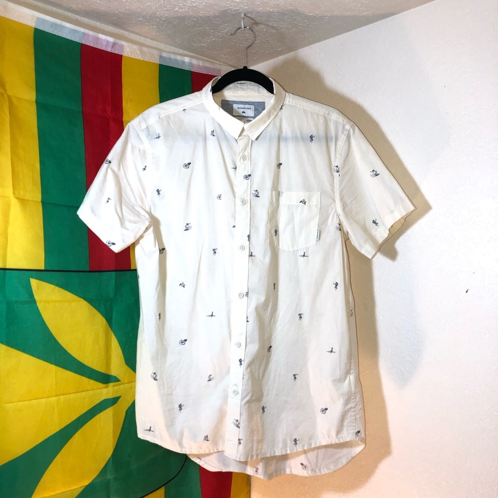 QUIKSILVER BUTTON DOWN HULA SHIRT